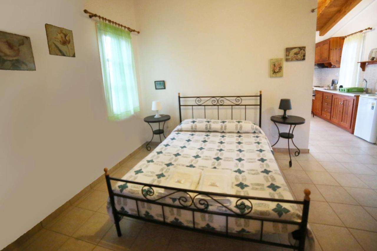 Studios Argyri Ágios Kírykos Buitenkant foto
