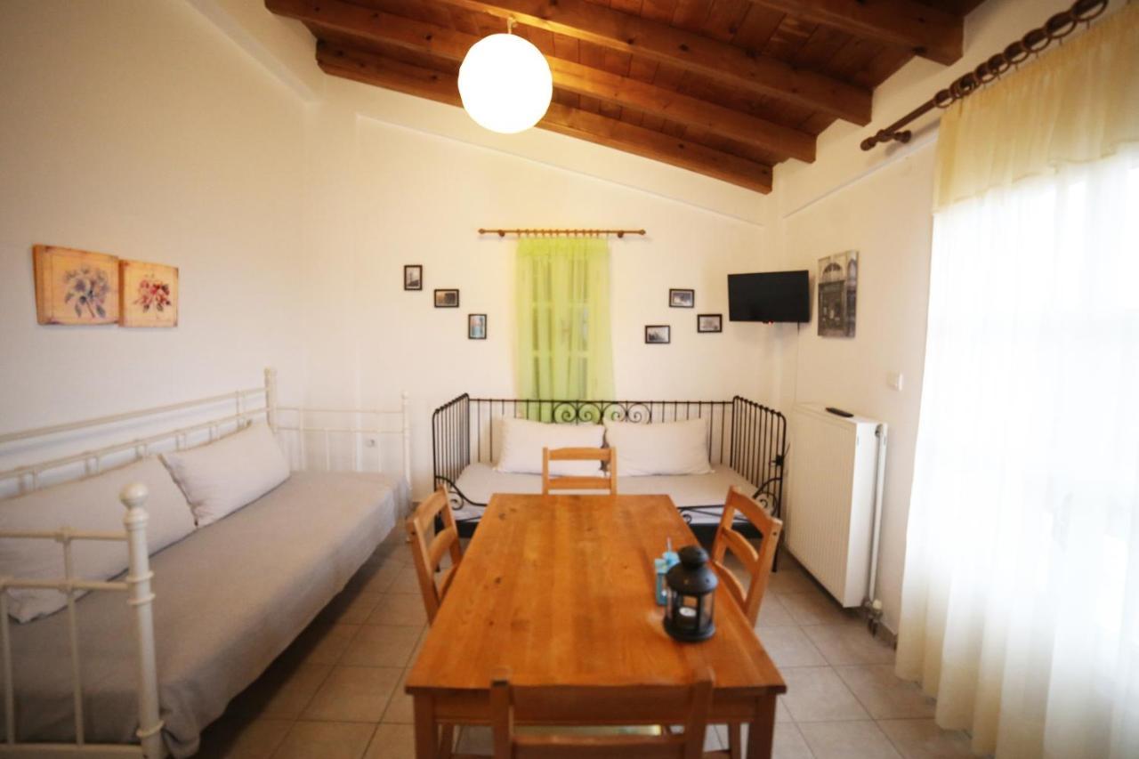 Studios Argyri Ágios Kírykos Buitenkant foto
